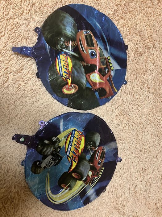 Фотозона. Кульки на день народження. Блиск. Вспыш. Blaze. Монстртрак