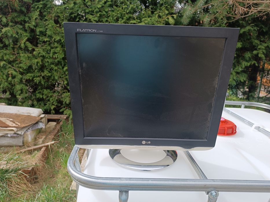 monitor LG flatron L1740B