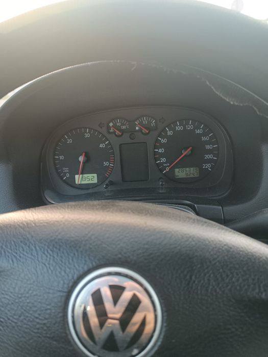 Volkswagen golf 4