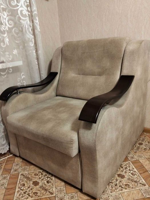 Роскладне крісло