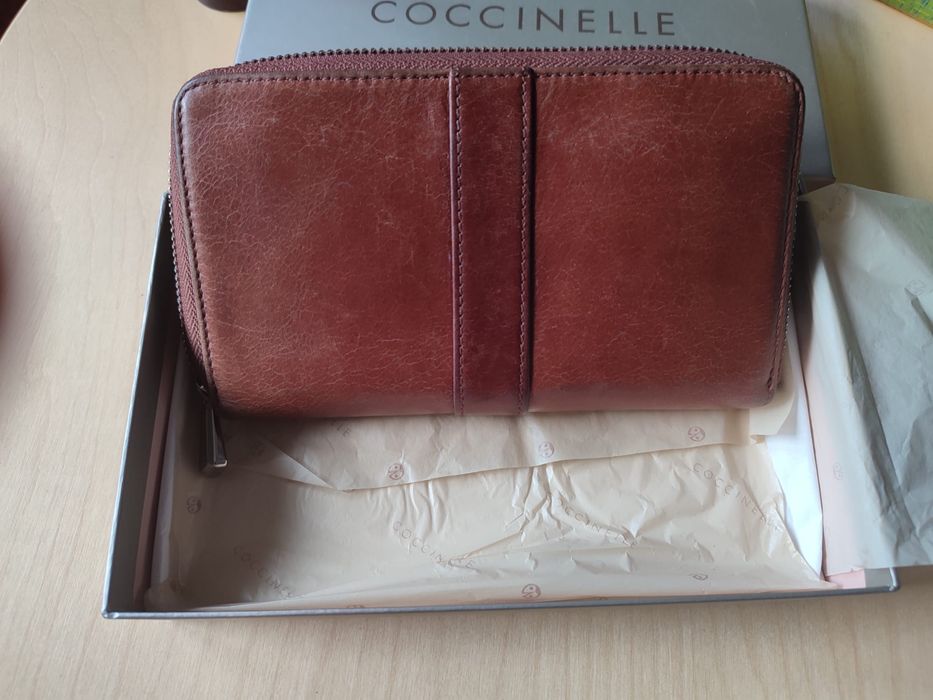 Carteira em pele Coccinelle