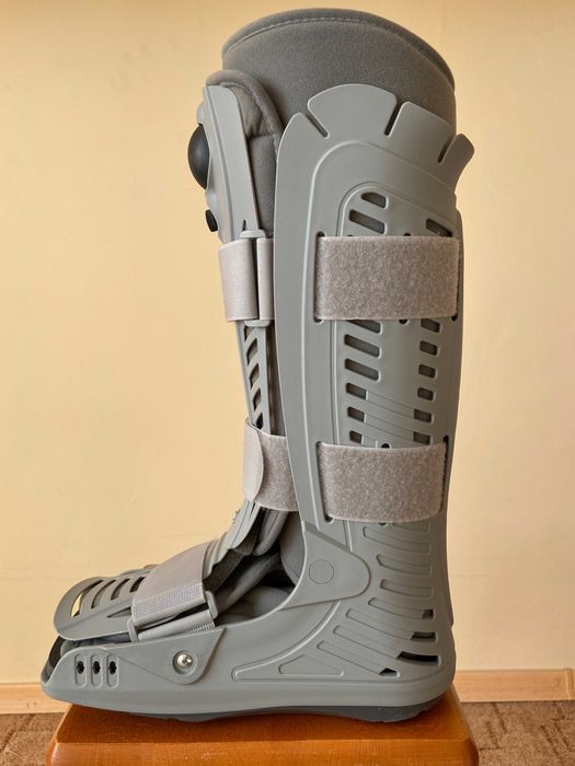 But ortopedyczny typu Air Walker