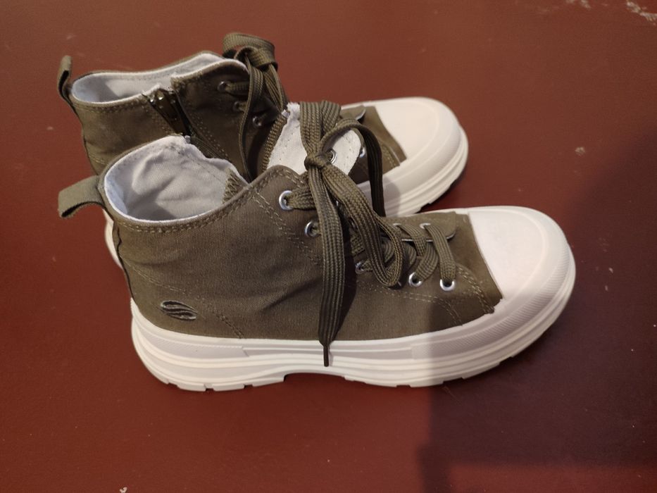 Високі кеди 2 пари