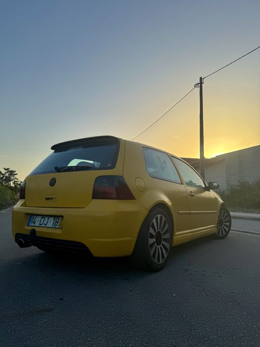 Vendo golf 4 1.9 PD
