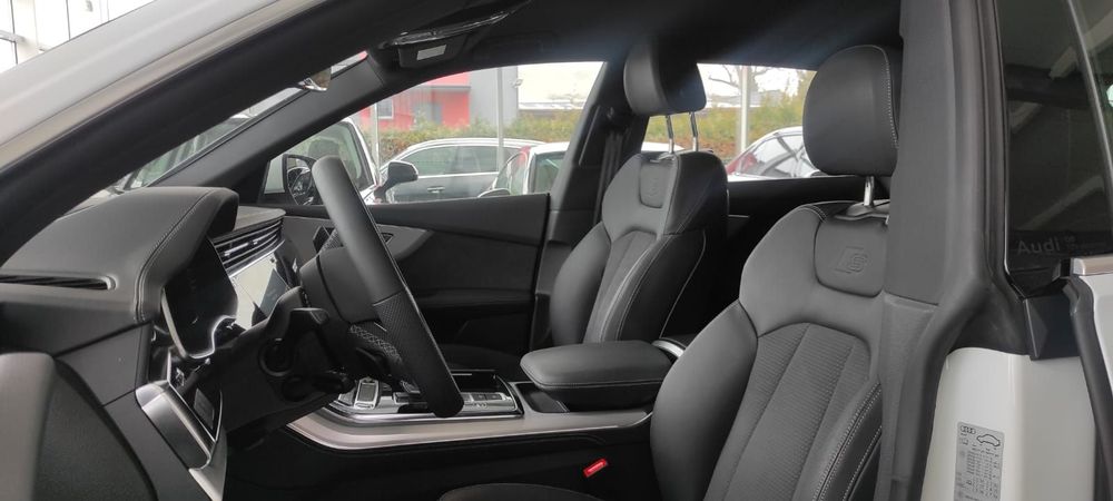 Audi Q8 Salon Polska Sline zawieszenie pneumatyczne , matrix