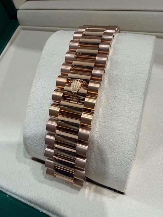 Rolex Day‑Date циферблат: сланцевый омбре, гибрид (Frankenwatch)