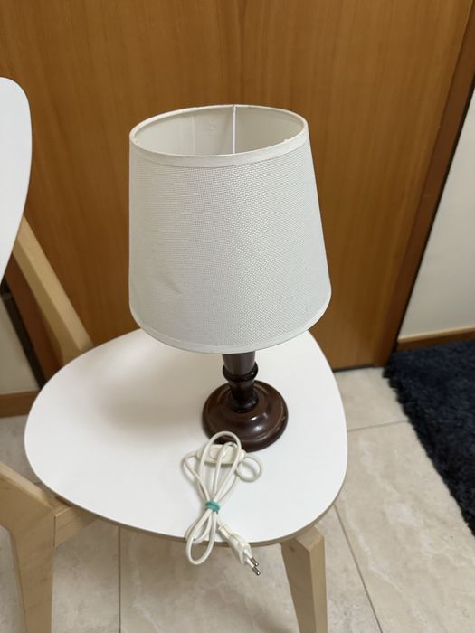 Candeeiros em bom estado