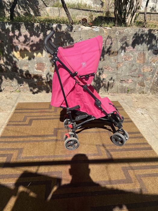 Carrinho cor de rosa zippy