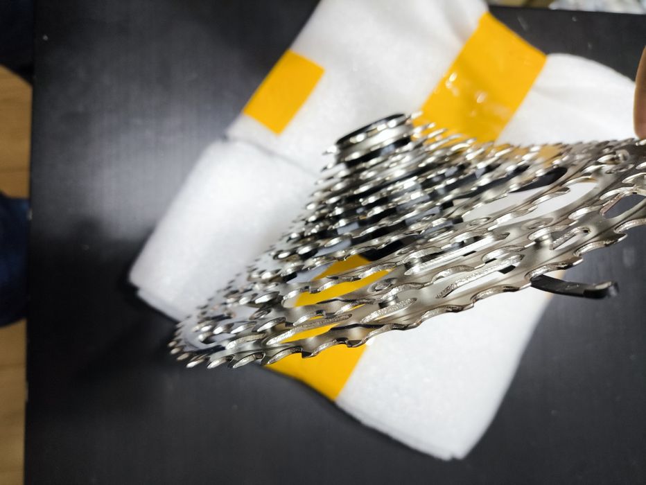 SHIMANO DEORE – 12V – Hyperglide+