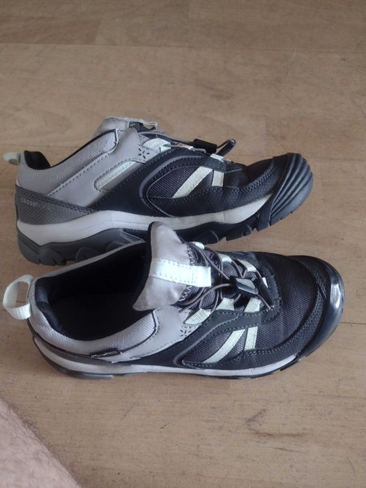 Buty trekingi rozm. 35