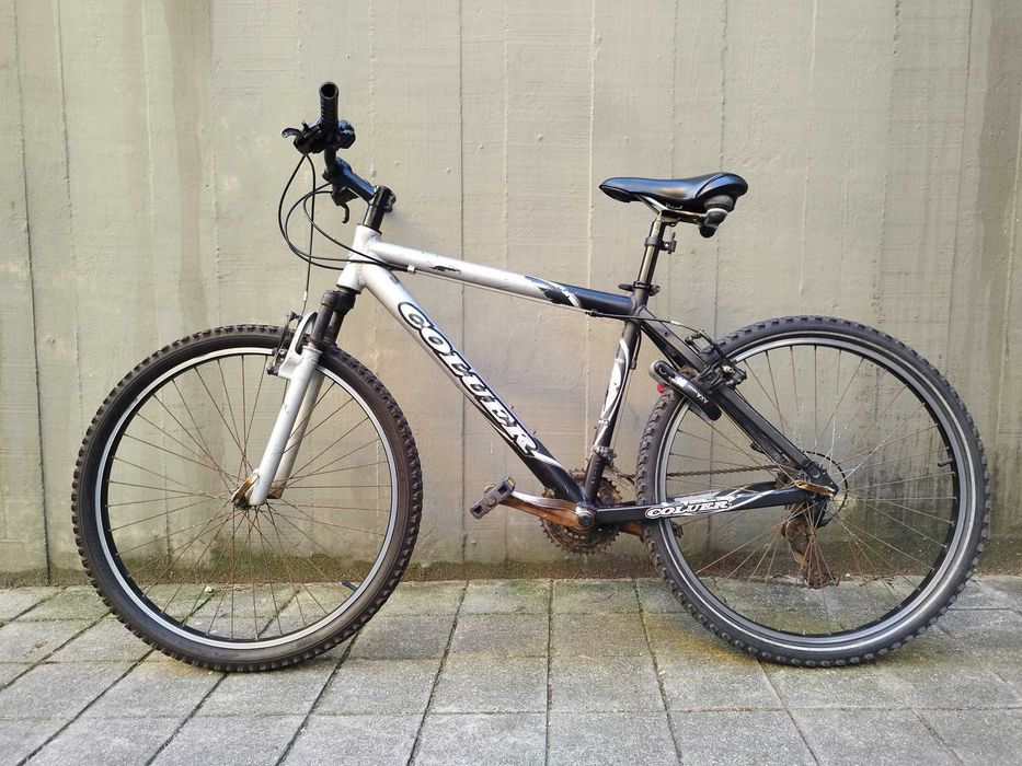 Bicicleta Coluer com suspensão frontal