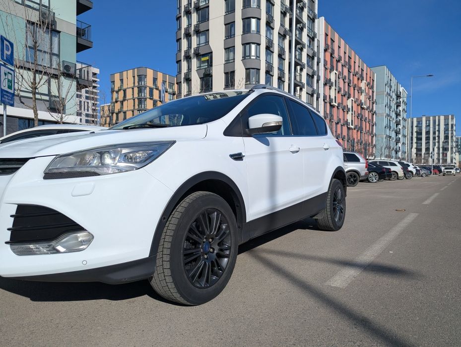 Kuga 2 titanium  дизель 7л/100км повний привід