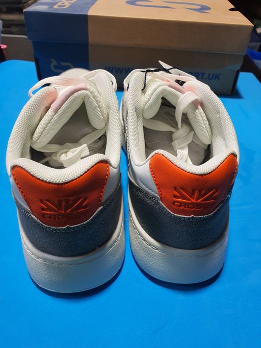 Кросівки Crosby 43 розмір Шотландія