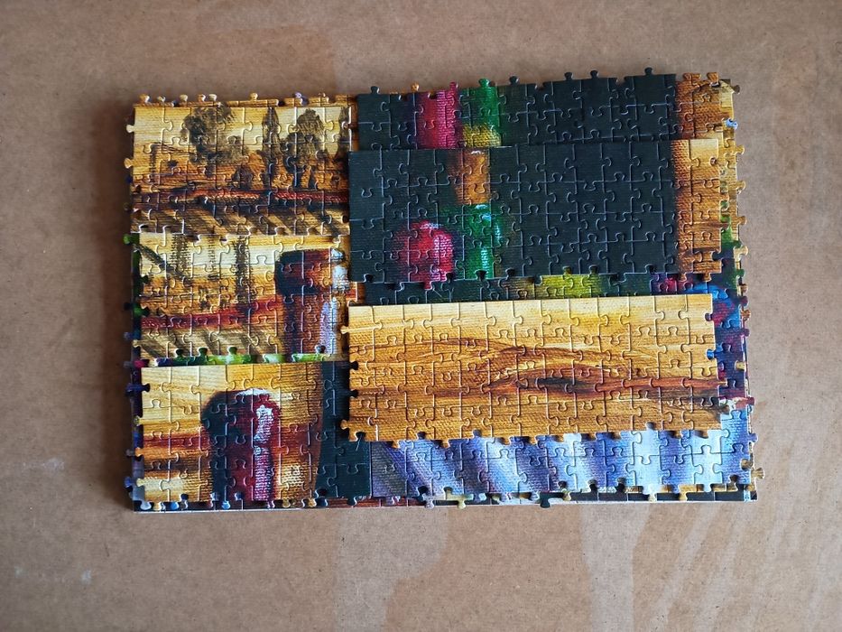 Puzzle ułożone 1500 elementów