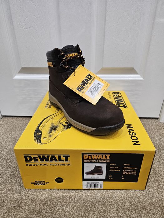 Buty robocze Dewalt Mason z stalowym noskiem .