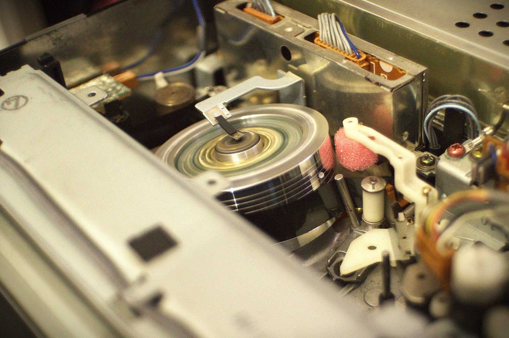Magnetowid Panasonic NV-FS200 S-VHS Hi-Fi Stereo