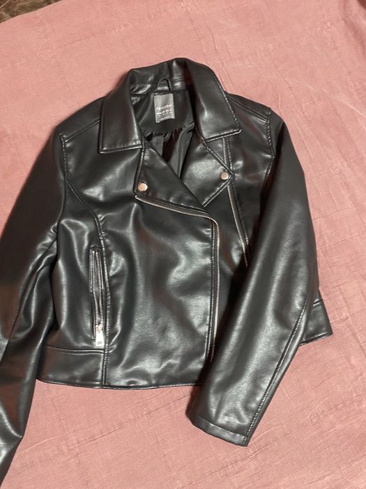 Куртка косуха майже нова