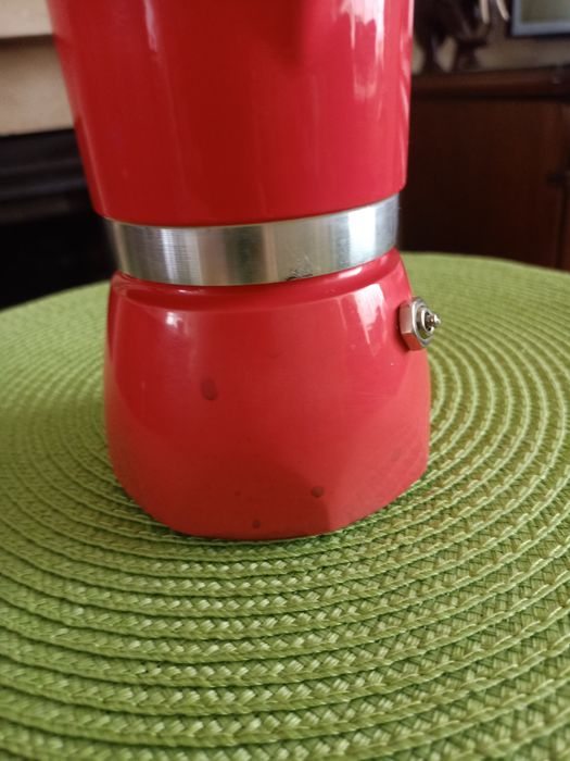 Гейзерная кофеварка BIALETTI