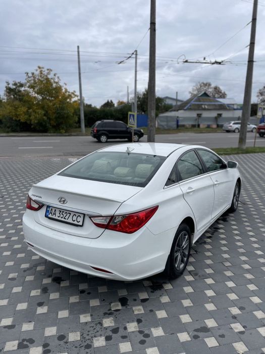Hyundai Sonata 2013