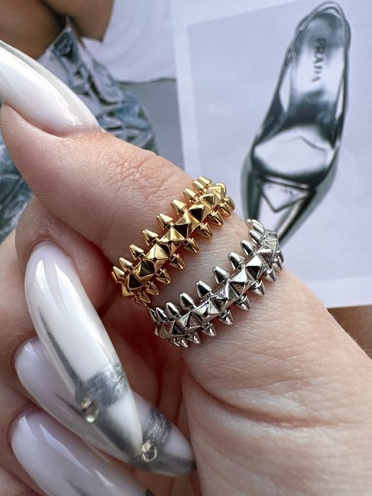 Каблучка кільце перстень в стилі Cartier Clash