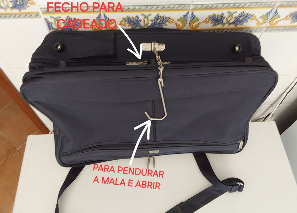 MALA DE VIAGEM DE CABINE COM PORTA FATOS.Viagem,Mudanças,Passeio.