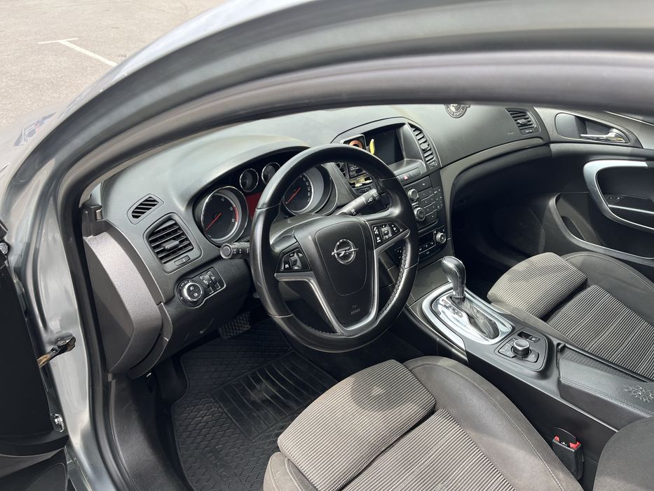 Продам Opel Insignia
