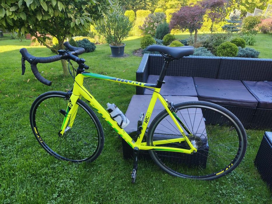 Rower szosowy KELLYS ARC 10 kolarka
