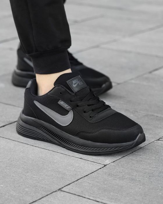 Кросівки Кроссовки Nike NIKE R2X Black Чёрный Чорний Кросовки демісезон