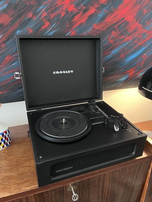 Gira-discos portátil Crosley Voyager