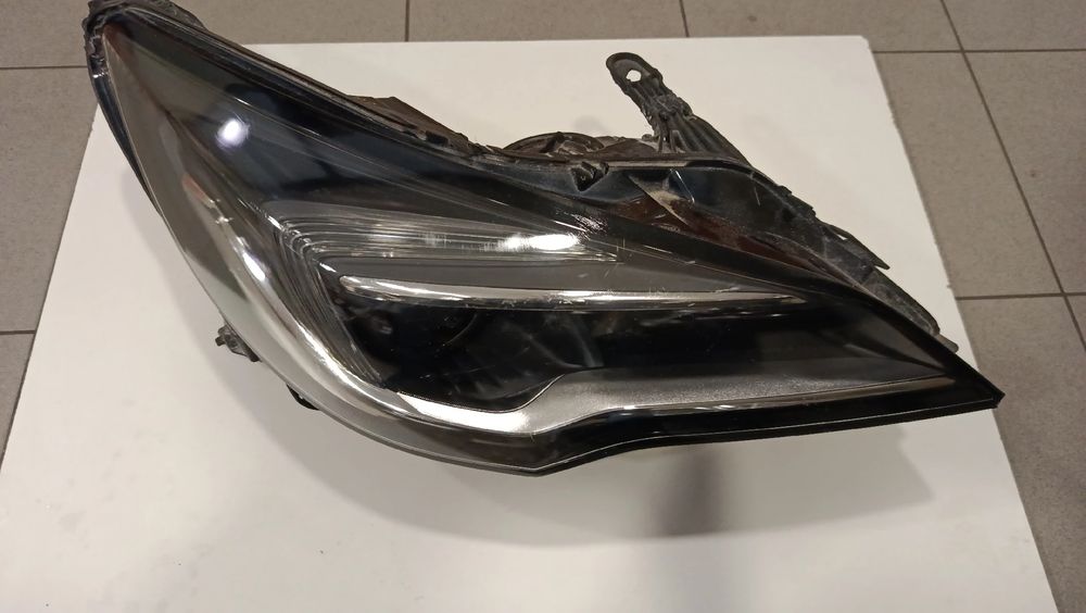 Ótica / farol direita OPEL Astra K