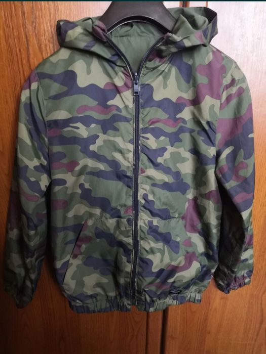 Вітровка на два боки.