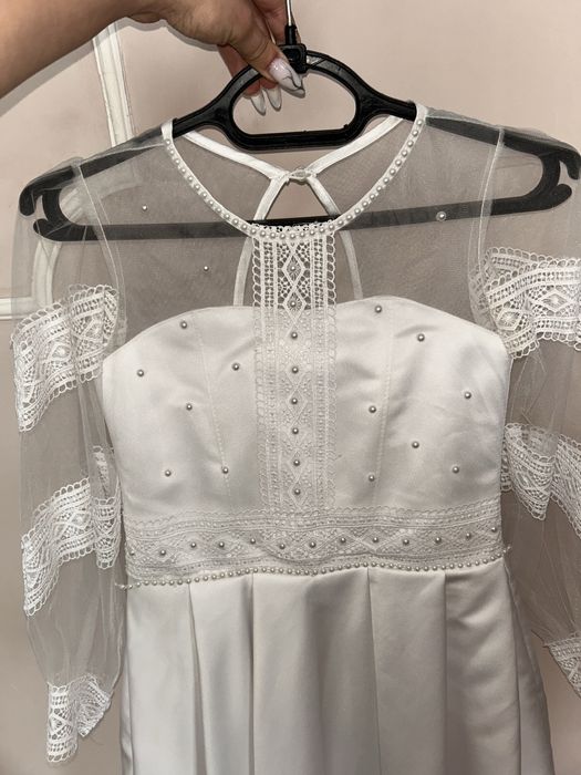 Продам плаття на причастя