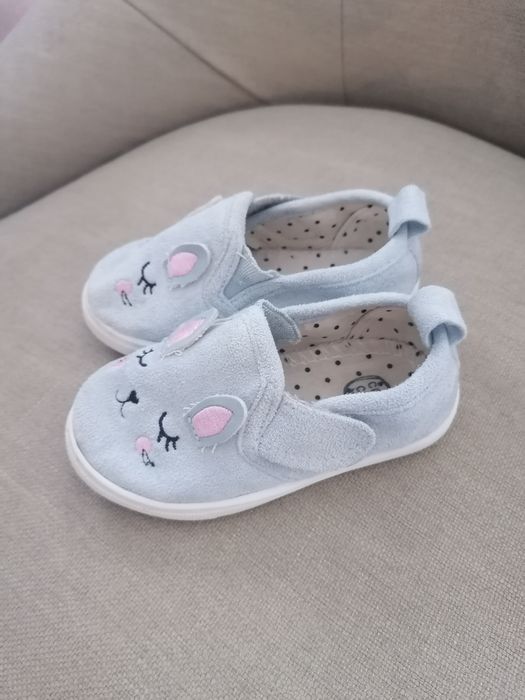 Buty dziewczęce r. 21