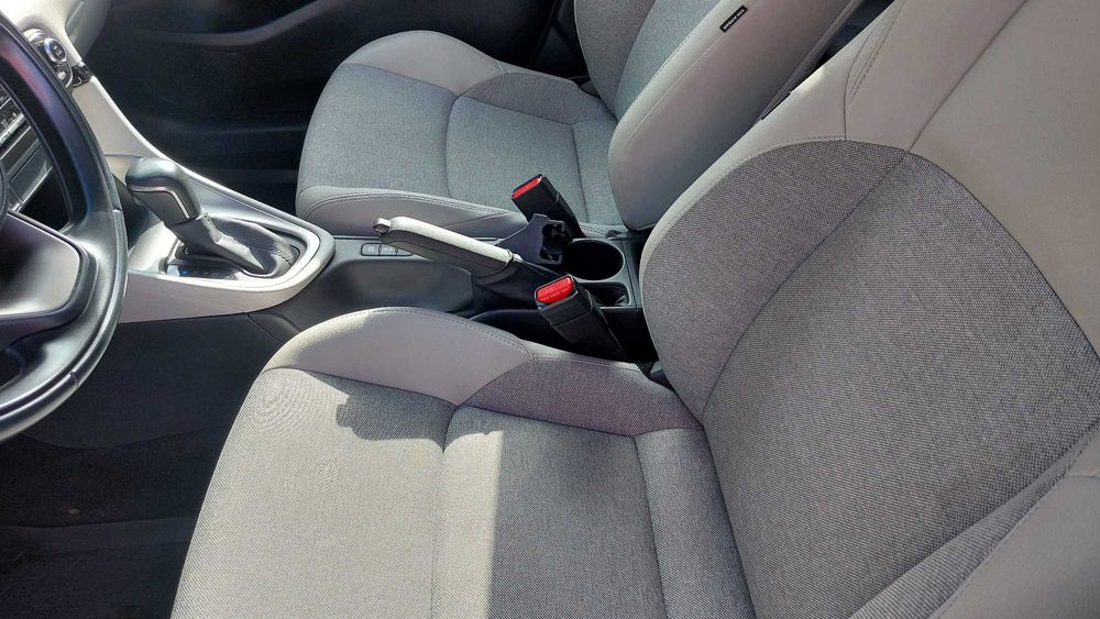 sprzedam samochód Toyta Yaris IV
