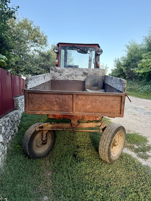 Продаю тарктор свій шасік Т-16М
