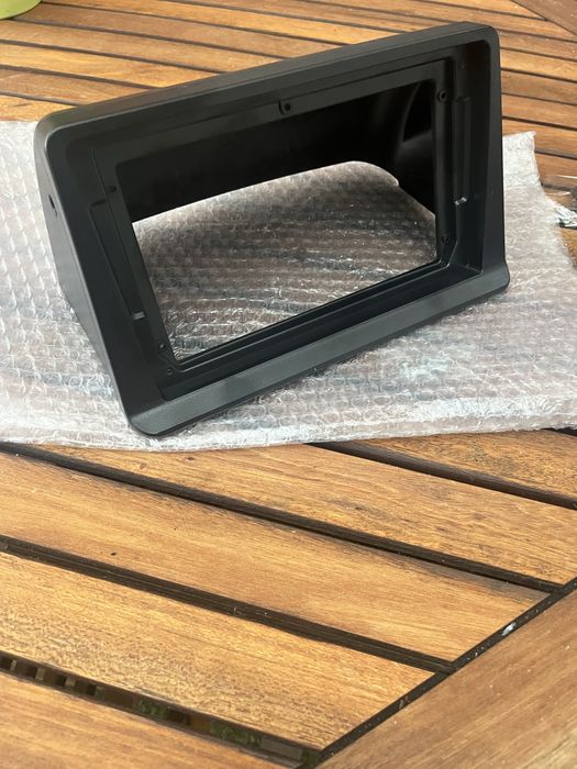 Moldura para colocar radio de navegacao pagero