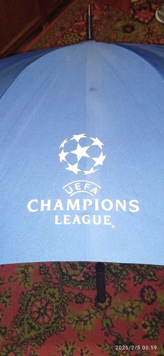 Зонт синий цвет UEFA  League Champions