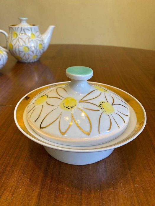 Чайный сервиз "Золотая ромашка" Барановка, винтаж