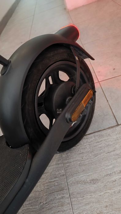 Tronet 1 mês e meio de uso. Nova ainda.
