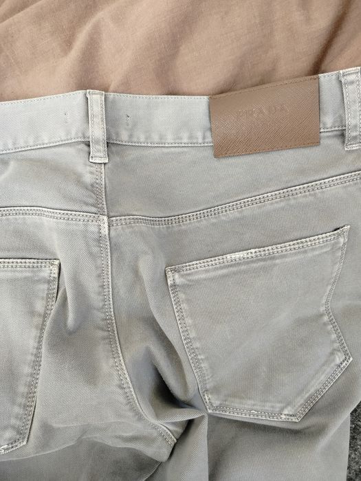Продам штаны Prada