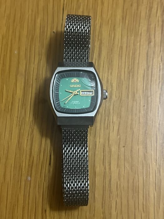 Женские часы CITIZEN