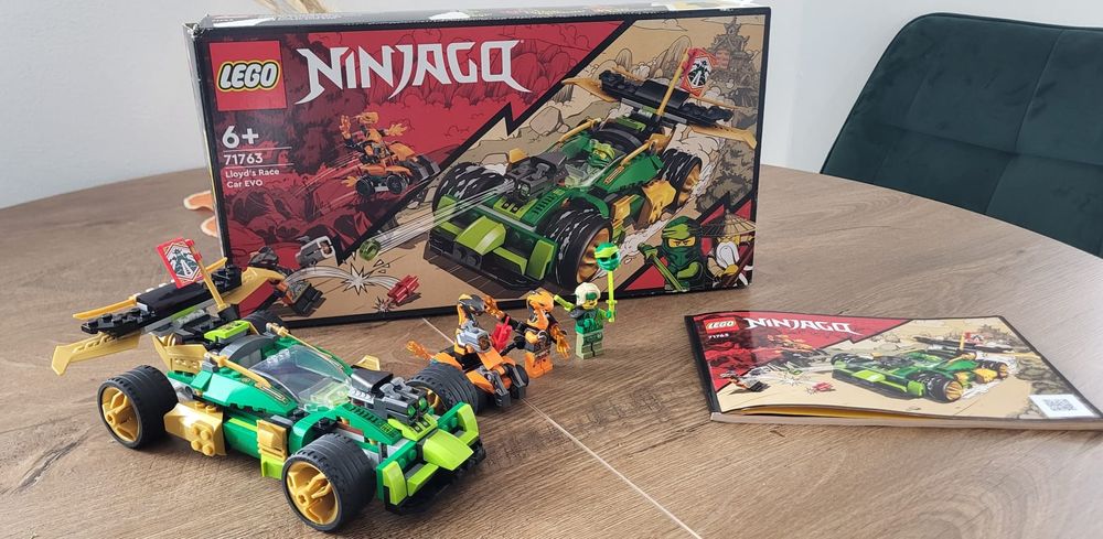 LEGO NINJAGO 71763 smochoód wyścigowy LLOYDA EVO