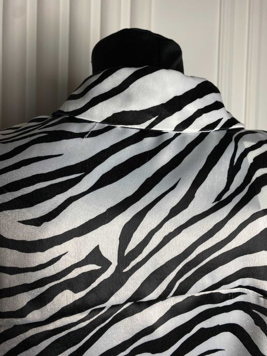 Nowa koszula krótka biała w zebrę 38 M Bershka z wiązaniem na imprezę