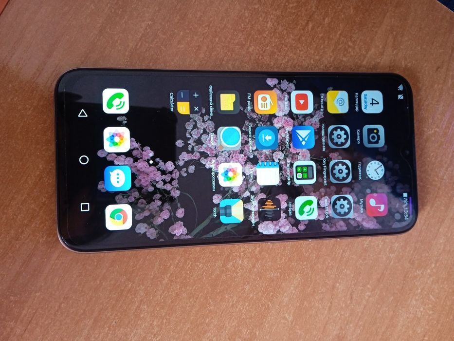 Продам телефон apple 16 pro max