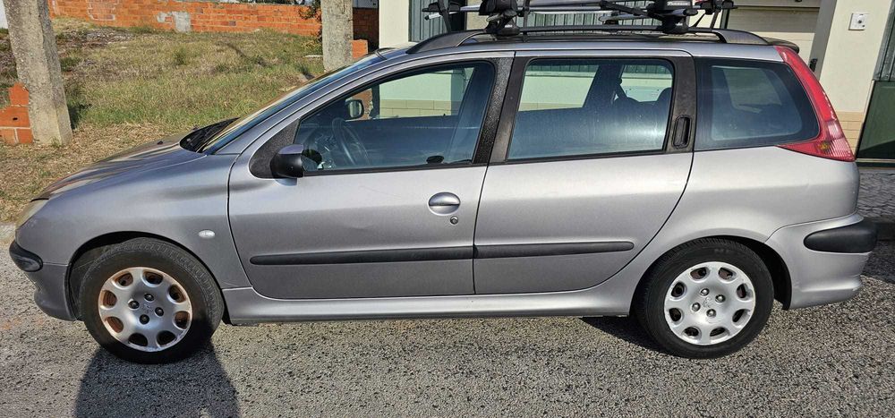 Carrinha Peugeot 206 SW — photo 4