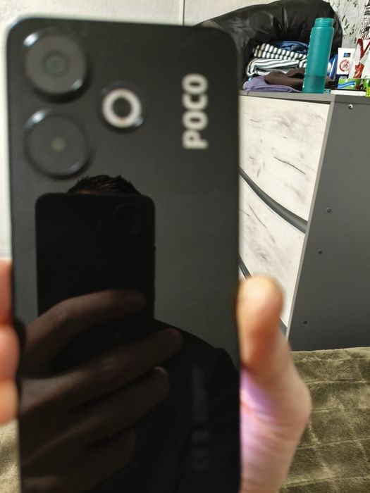 Телефон Poco m6 8/256