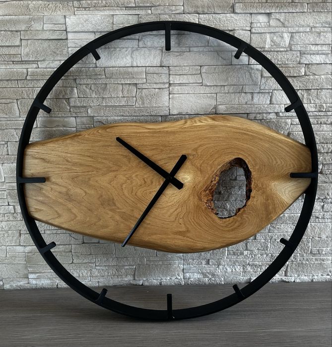 Zegar loft z drewna dębu o średnicy 60 cm