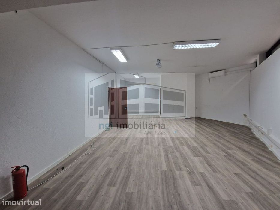 Espaço Multifuncional em Linda a Velha - Oeiras