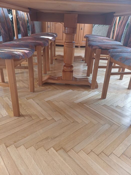 Stół + krzesła 8szt