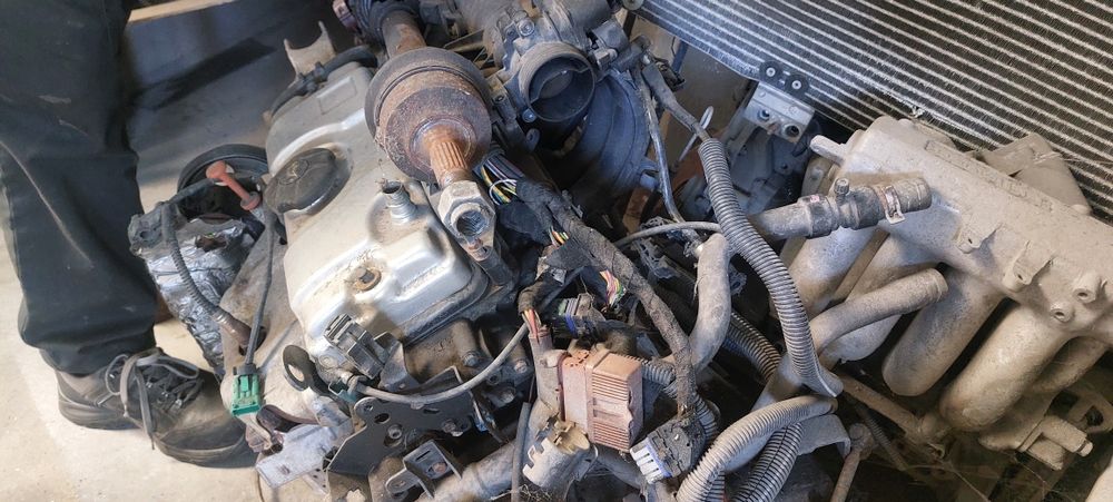 Motor peugeot 206 1.1